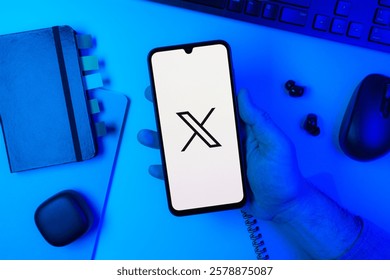 揭秘!为什么你的Tweet没人看?提升互动率的4个核心技巧